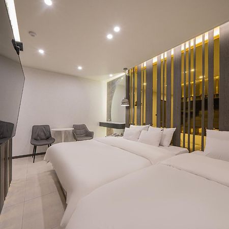 Brown Dot Hotel Sinan غوانغجو المظهر الخارجي الصورة
