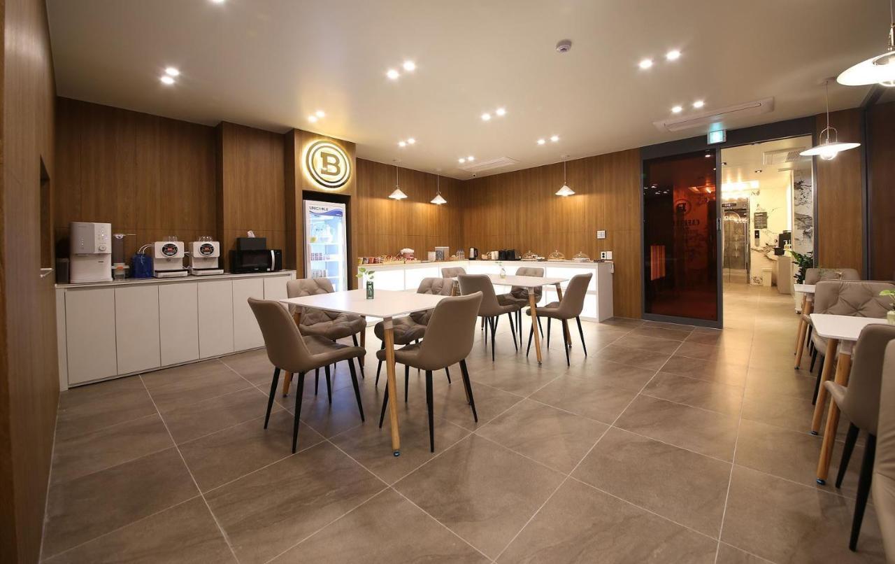 Brown Dot Hotel Sinan غوانغجو المظهر الخارجي الصورة