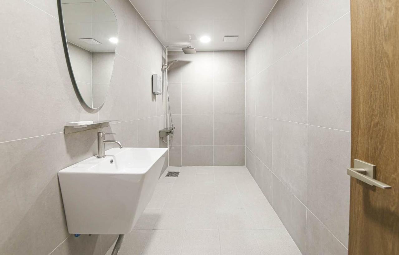 Brown Dot Hotel Sinan غوانغجو المظهر الخارجي الصورة
