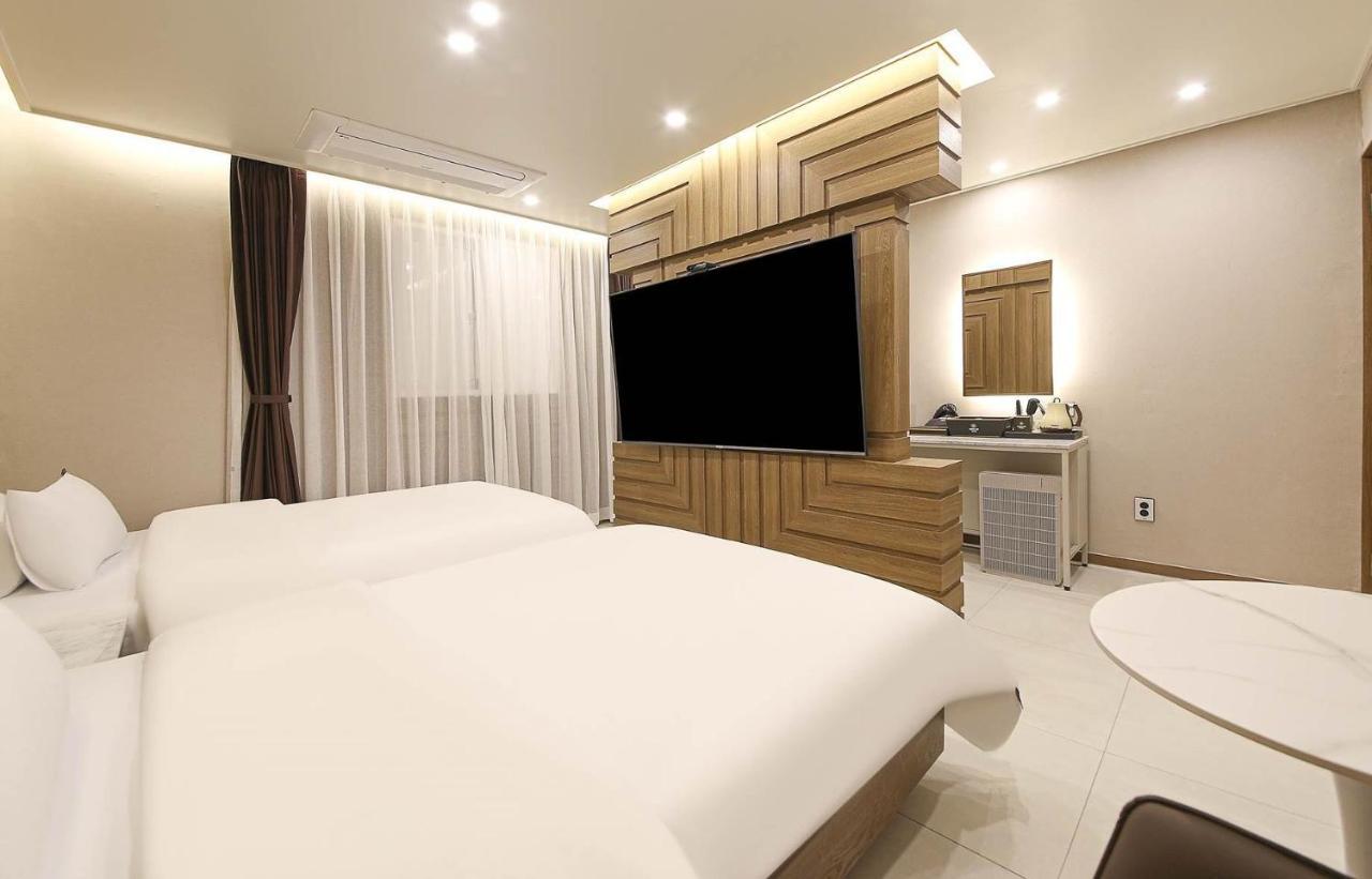 Brown Dot Hotel Sinan غوانغجو المظهر الخارجي الصورة