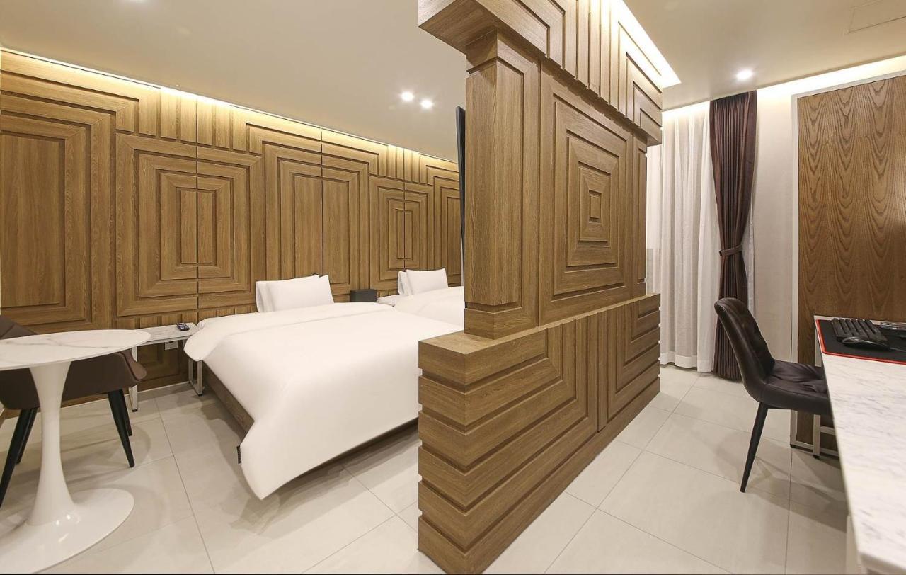Brown Dot Hotel Sinan غوانغجو المظهر الخارجي الصورة