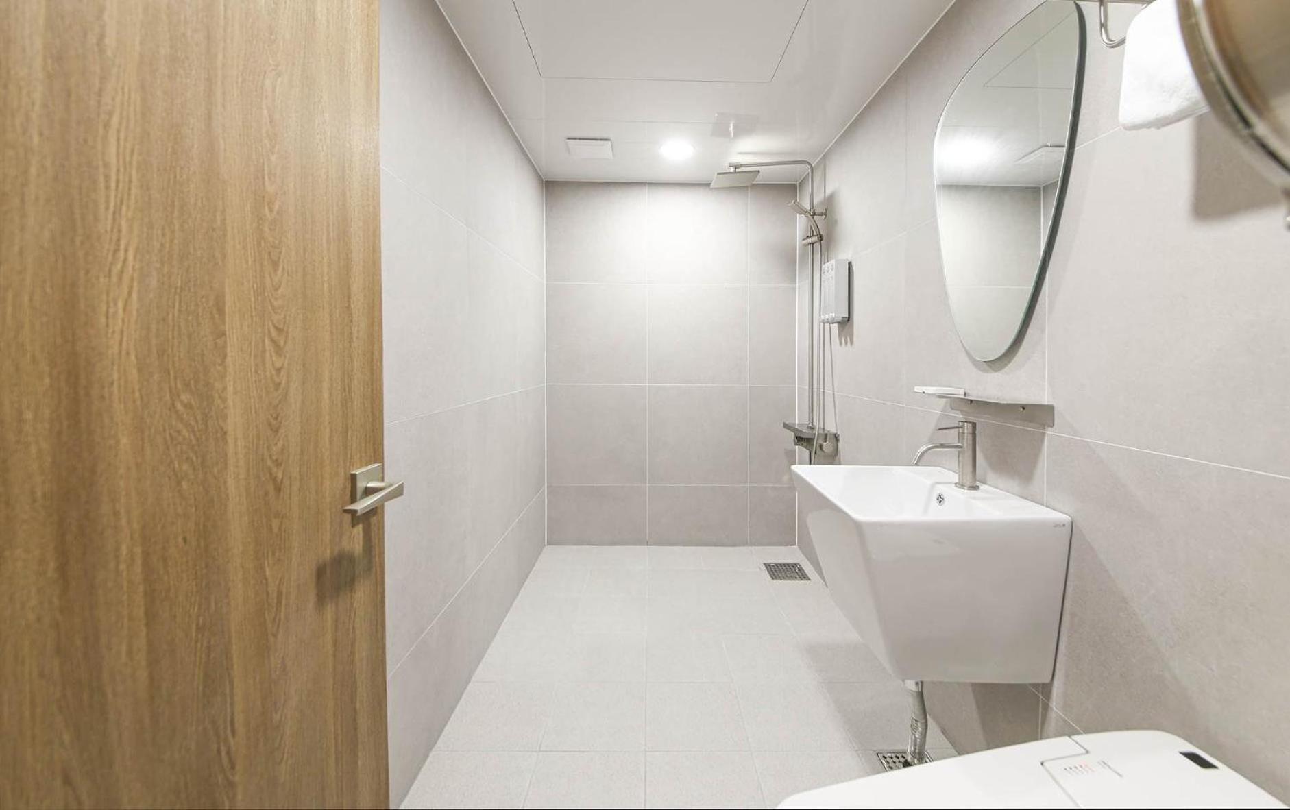 Brown Dot Hotel Sinan غوانغجو المظهر الخارجي الصورة