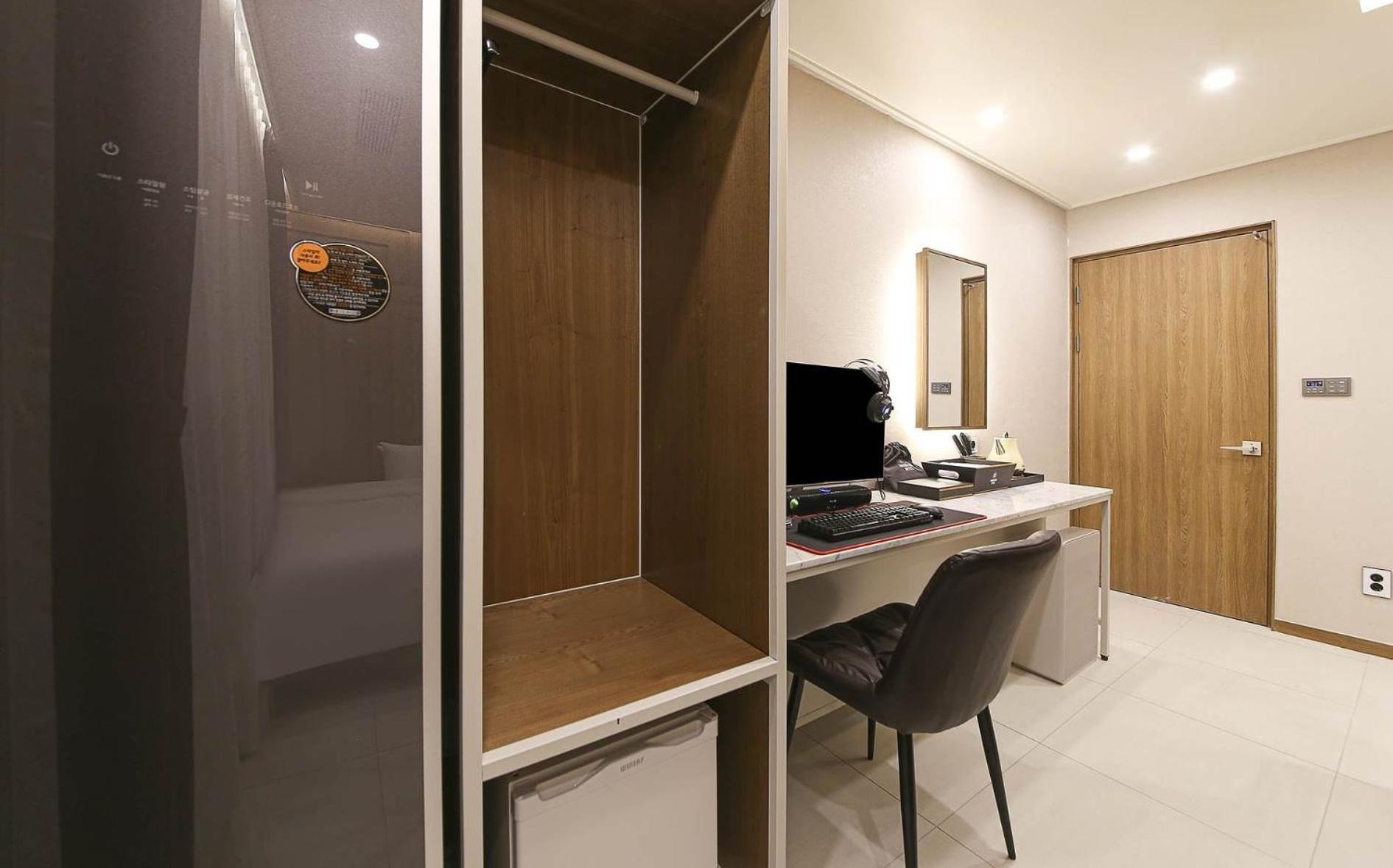 Brown Dot Hotel Sinan غوانغجو المظهر الخارجي الصورة