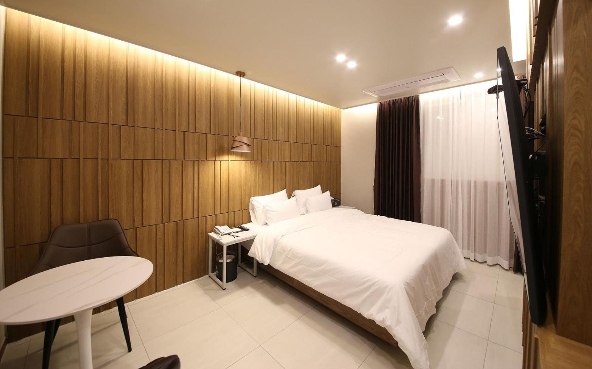 Brown Dot Hotel Sinan غوانغجو المظهر الخارجي الصورة