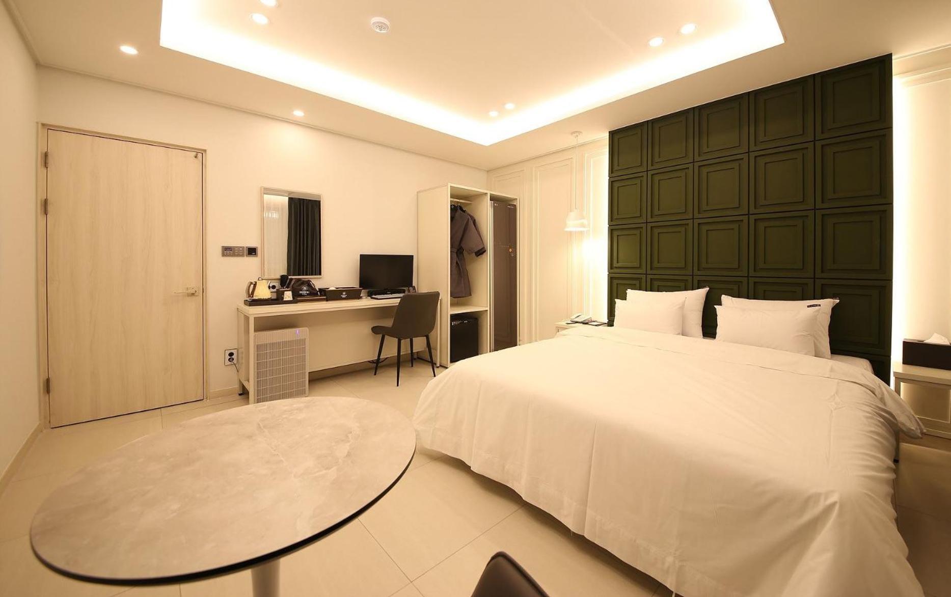 Brown Dot Hotel Sinan غوانغجو المظهر الخارجي الصورة