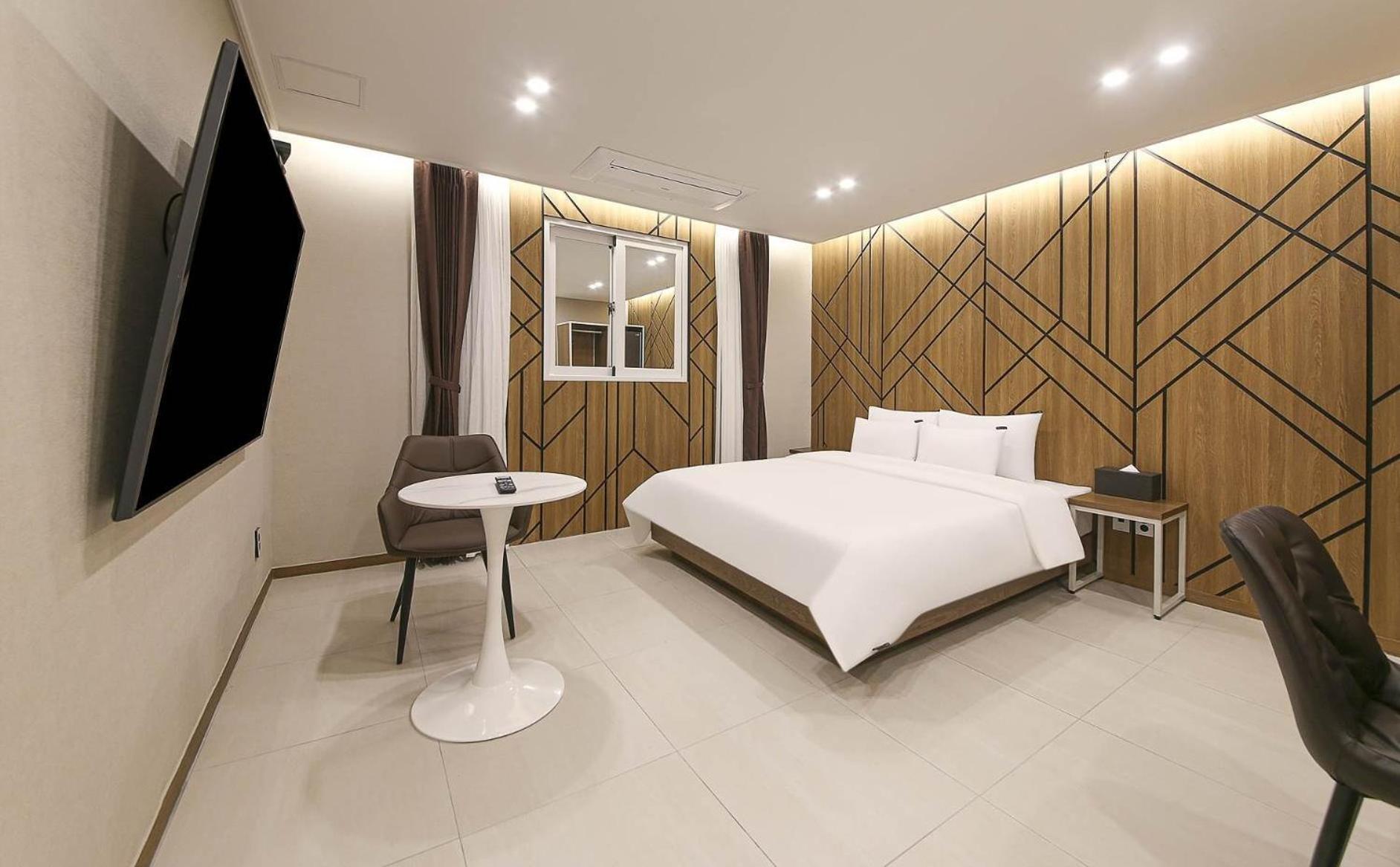 Brown Dot Hotel Sinan غوانغجو المظهر الخارجي الصورة