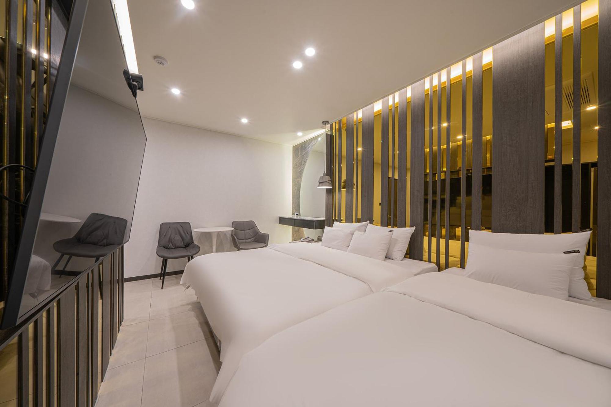 Brown Dot Hotel Sinan غوانغجو المظهر الخارجي الصورة